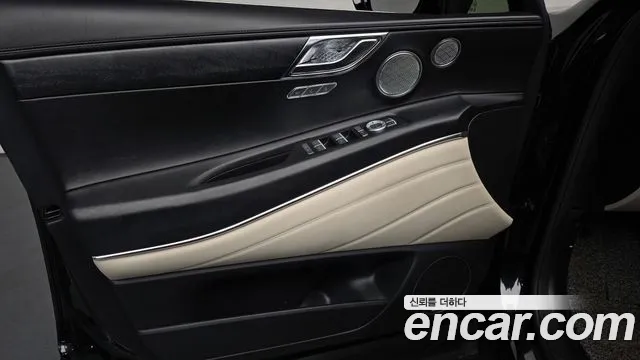 Genesis GV80 2.5T Бензин AWD — Фото автомобиля 24