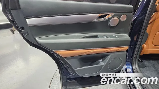 Genesis GV80 2.5T Бензин 2WD — Фото автомобиля 24