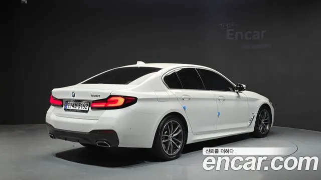 BMW 5 Series G30 — Фото автомобиля 2