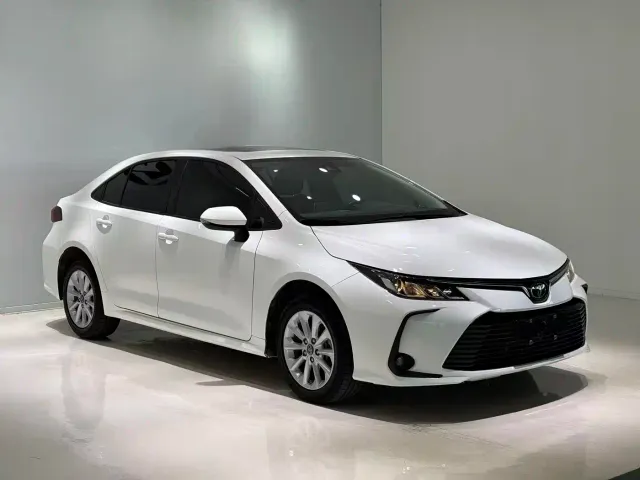 Toyota Corolla — Фото автомобиля 3