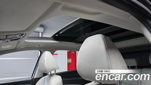 Hyundai Tucson Tucson (NX4) Бензин 1.6 турбо 2WD — Фото автомобиля 5