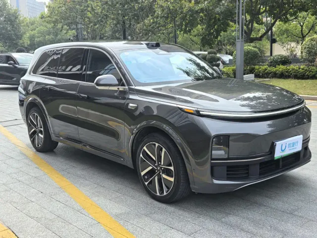 Li Auto L9 — Фото автомобиля 3