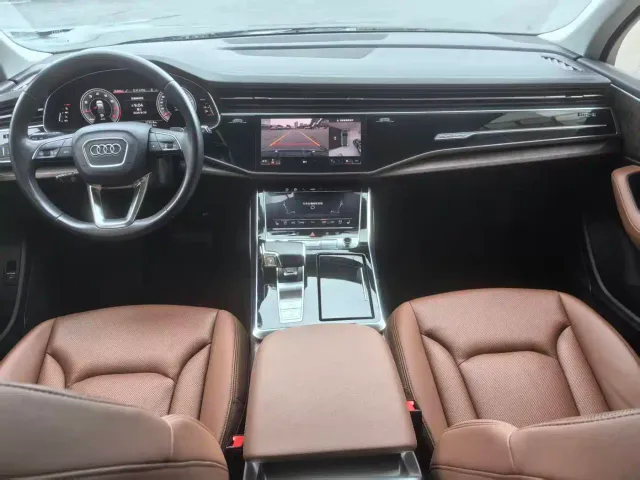 Audi Q7 — Фото автомобиля 7