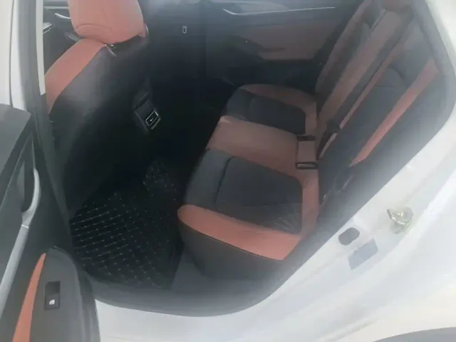 Changan Eado — Фото автомобиля 12