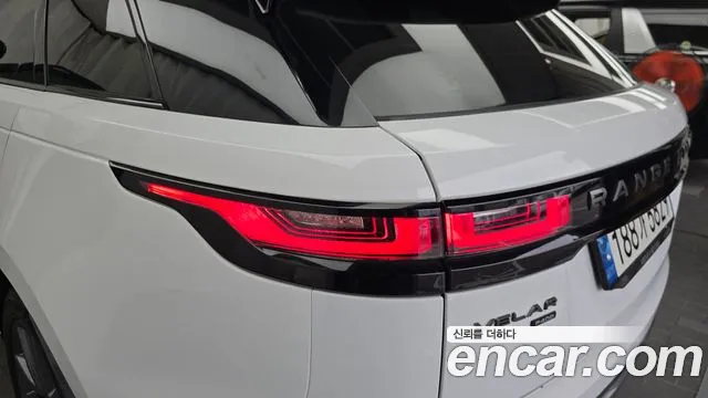 Land Rover Range Rover Velar — Фото автомобиля 23