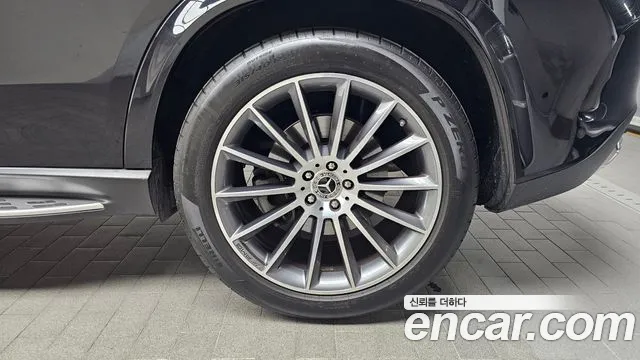Mercedes-Benz GLE-Class — Фото автомобиля 18