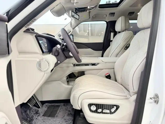 BYD U8L — Фото автомобиля 6