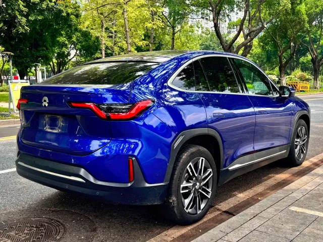 Nio EC6 — Фото автомобиля 6
