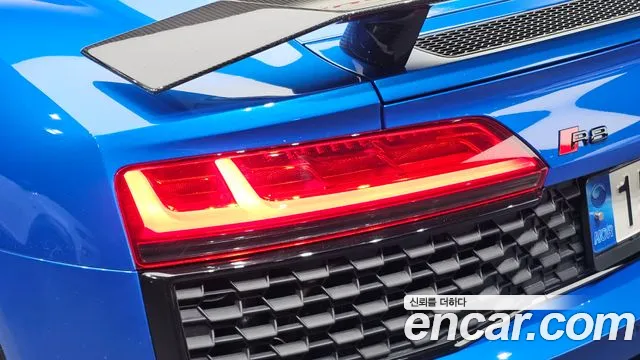 Audi R8 — Фото автомобиля 20