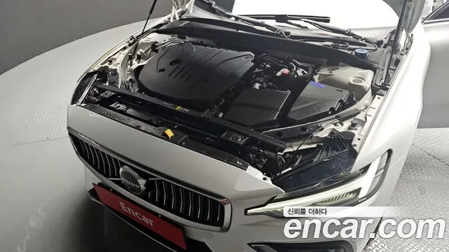 Вольво S60 S60 третьего поколения B5 Ultimate Bright — Фото автомобиля 6