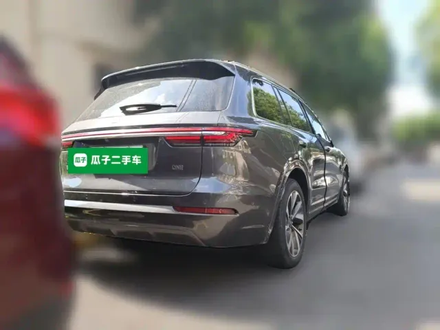 Li Auto ONE — Фото автомобиля 6