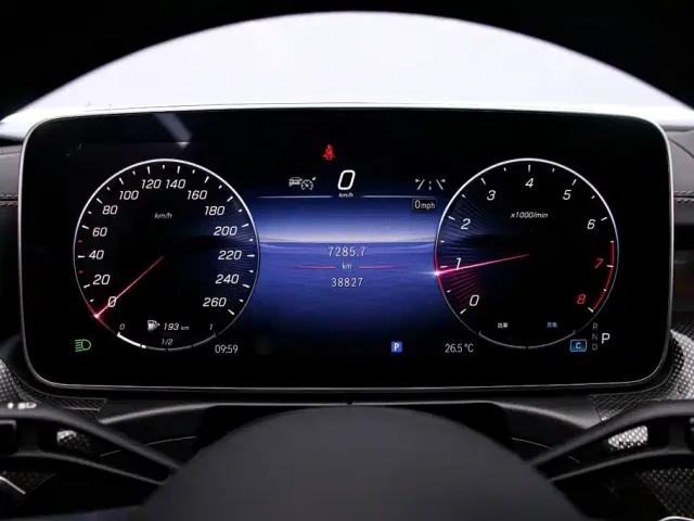 Mercedes-Benz C-Class — Фото автомобиля 6