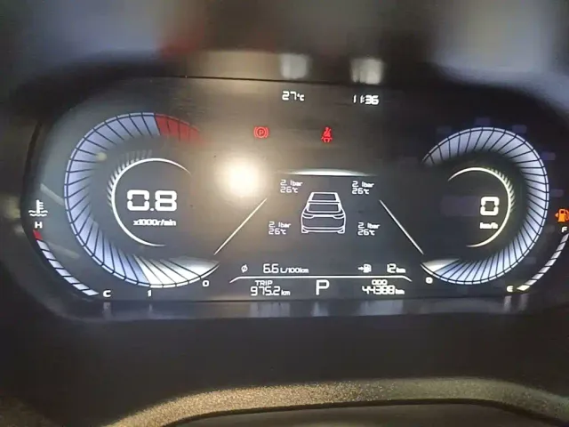 Geely Emgrand — Фото автомобиля 11