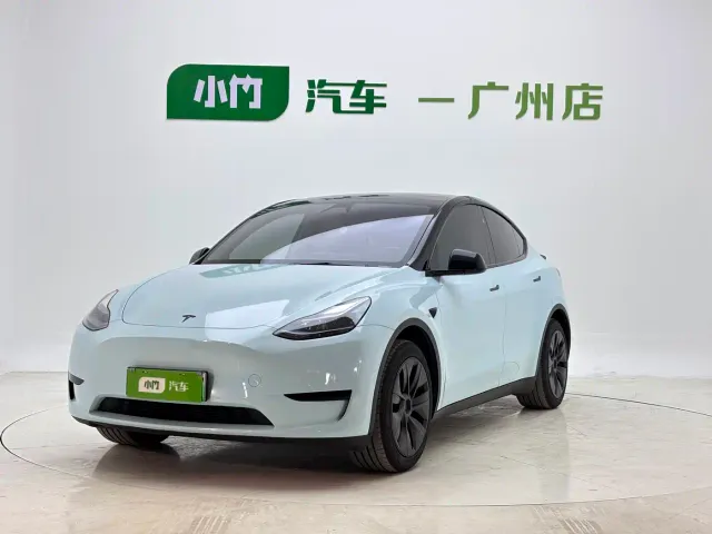 Фотография автомобиля — Tesla Model Y