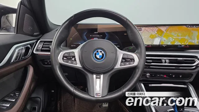 BMW i4 — Фото автомобиля 6