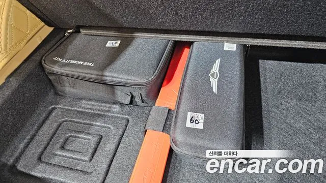 Genesis GV60 — Фото автомобиля 23