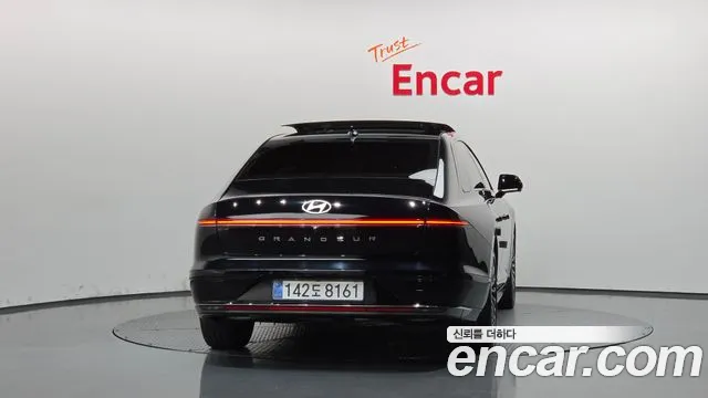 Hyundai Grandeur GN7 — Фото автомобиля 4