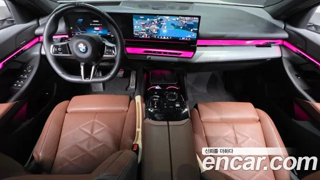 BMW 5-Series 5 серия (G60) 530i xDrive M Sport — Фото автомобиля 6