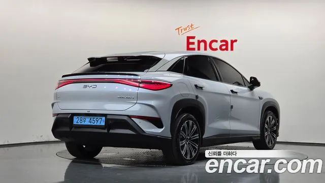 BYD Sealion 7 — Фото автомобиля 2