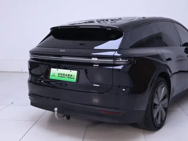 Li Auto i6 — Фото автомобиля 8
