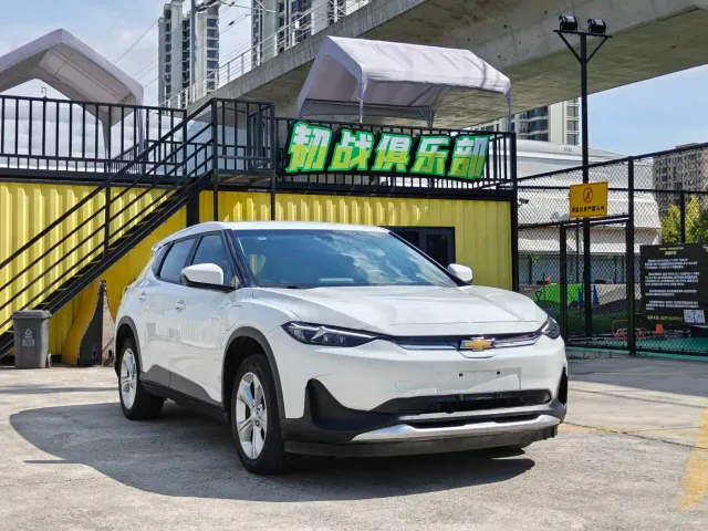 Chevrolet Menlo — Фото автомобиля 3