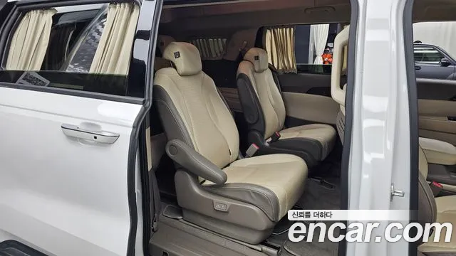 Kia Carnival 4th Gen — Фото автомобиля 17
