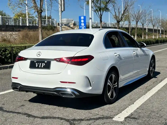 Mercedes-Benz C-Class — Фото автомобиля 9