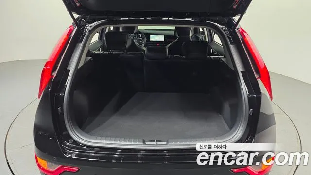 Kia Niro All Niro EV Air — Фото автомобиля 15