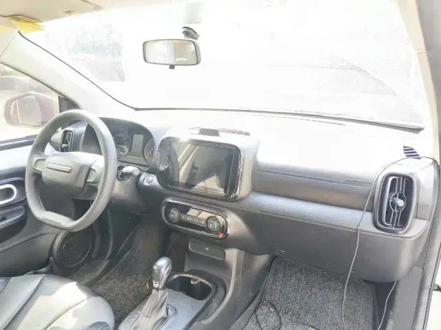 Roewe Clever — Фото автомобиля 12