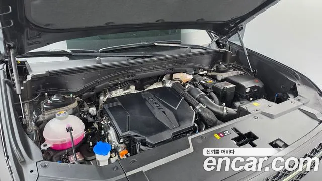 Hyundai Santafe Santa Fe (MX5) Бензин 2.5T 2WD — Фото автомобиля 4