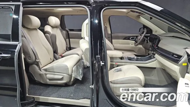 Kia Carnival 4th Gen — Фото автомобиля 17