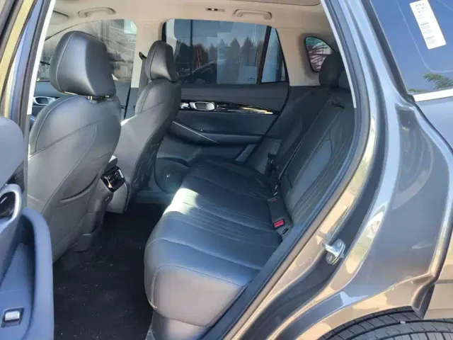 Geely Galaxy E5 — Фото автомобиля 11