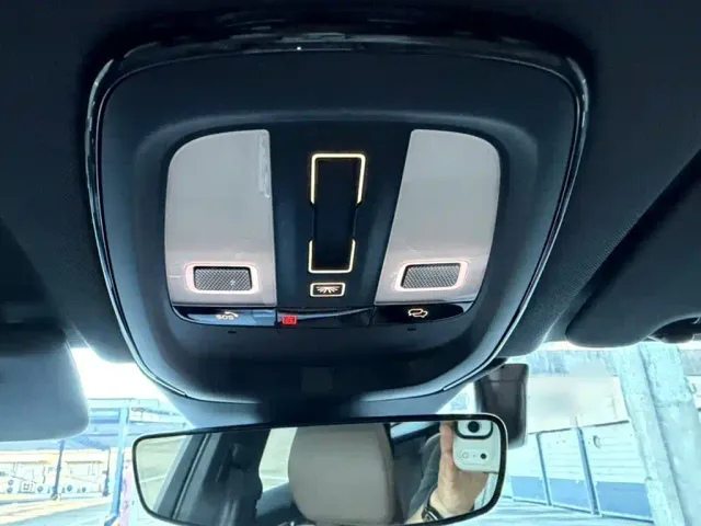 Volvo XC60 — Фото автомобиля 14