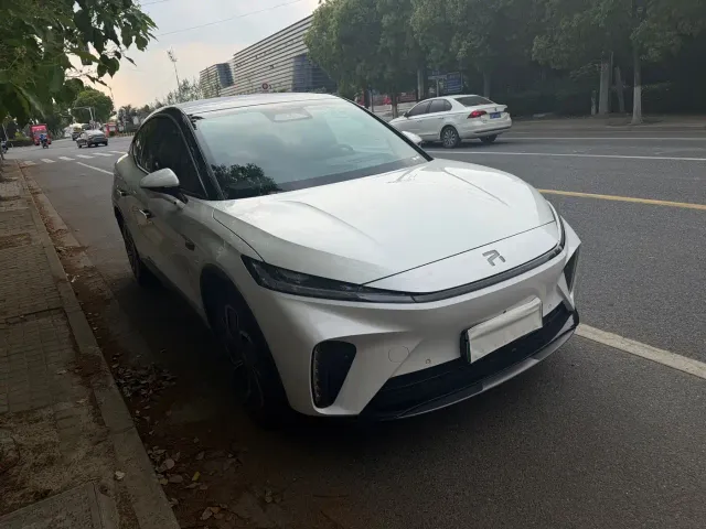 Roewe Feifan R7 2025 Urban Edition — Фото автомобиля 2