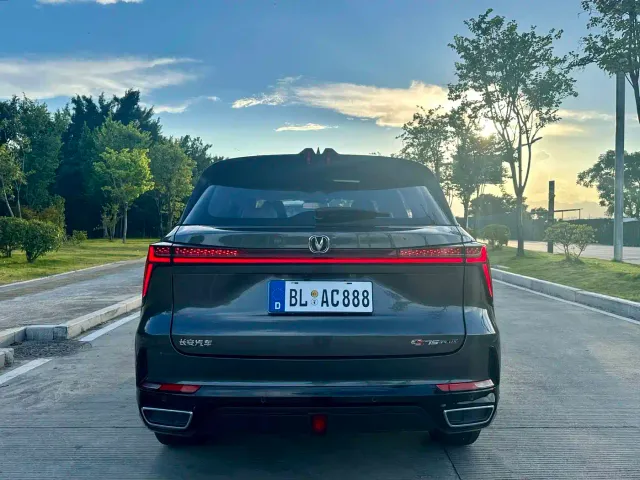 Changan CS75 Plus — Фото автомобиля 3