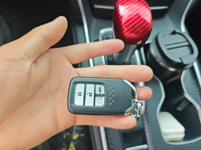 Honda Accord — Фото автомобиля 9