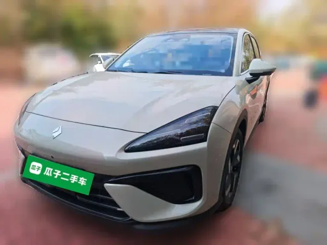 Фотография автомобиля — Baojun Yunhai