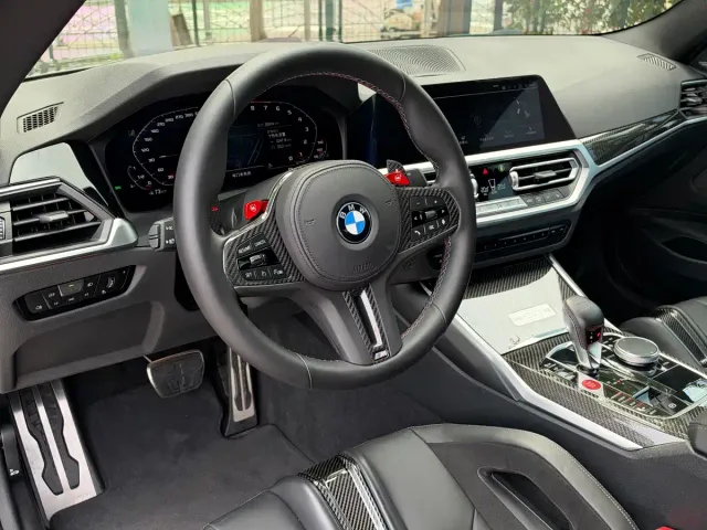BMW M4 — Фото автомобиля 9