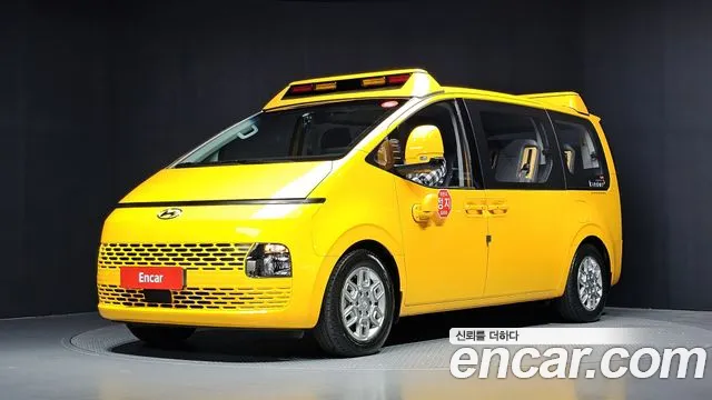 Фотография автомобиля — Hyundai Staria