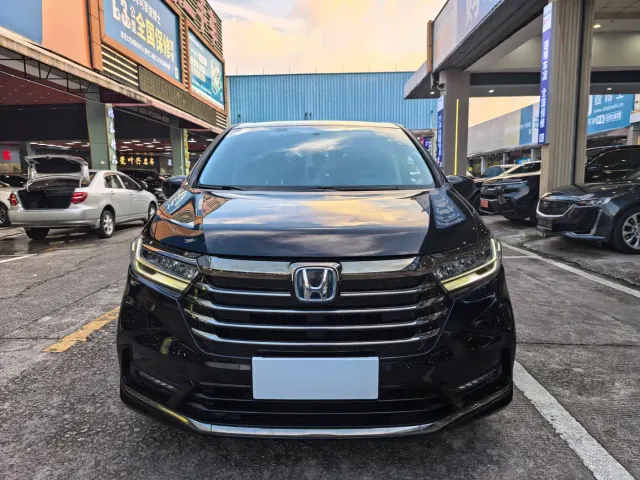 Honda Odyssey 2022 2.0L e:HEV Sharp·Enjoyment Edition — Фото автомобиля 2