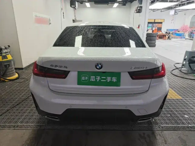 BMW 3 Series — Фото автомобиля 5