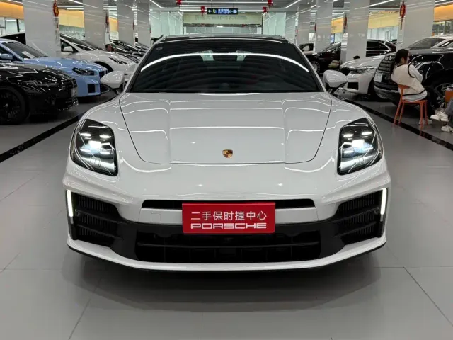 Porsche Panamera — Фото автомобиля 2