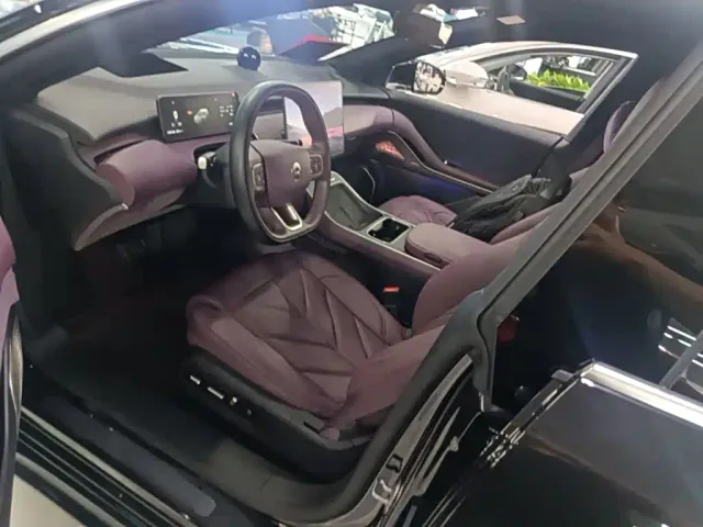 Nio ET5 Touring — Фото автомобиля 14