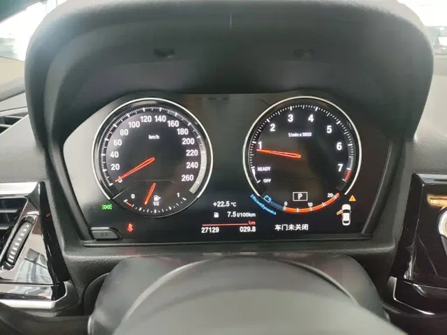 BMW 1 Series — Фото автомобиля 11