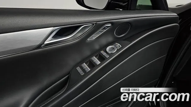 Genesis G80 Бензин 2.5 турбо AWD — Фото автомобиля 29