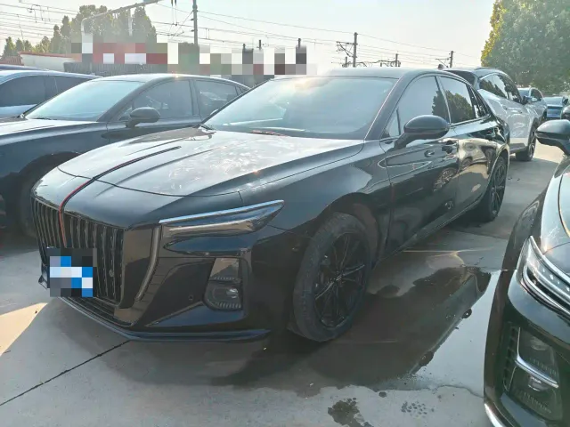 Фотография автомобиля — Hongqi H5