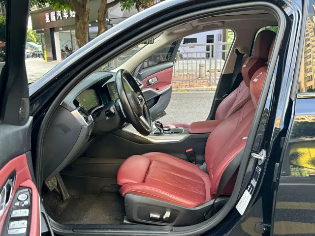 BMW 3 Series — Фото автомобиля 7
