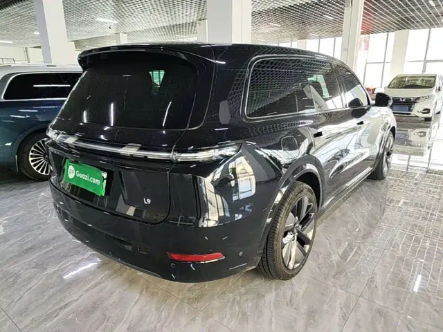 Li Auto L9 — Фото автомобиля 6
