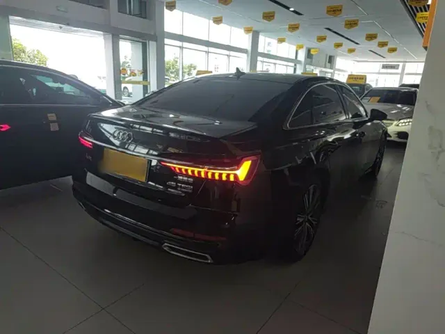 Audi A6L — Фото автомобиля 4