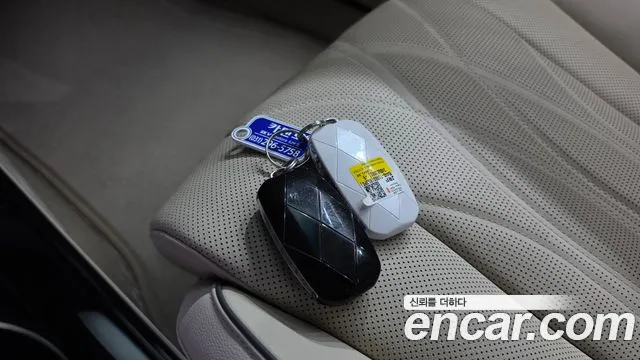 Genesis G80 RG3 — Фото автомобиля 22